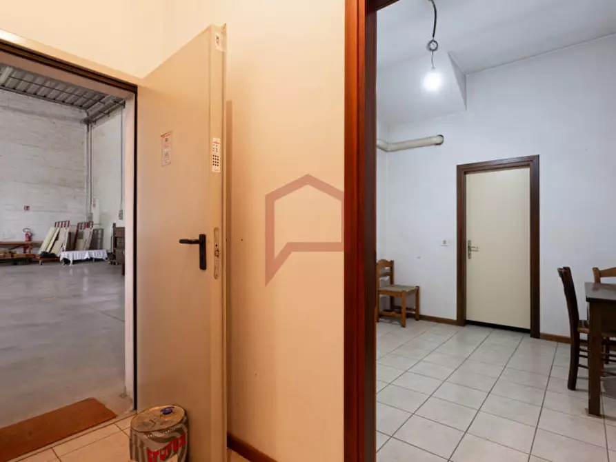 Immagine 12 di Capannone industriale in affitto  in Mogliano Veneto a Mogliano Veneto