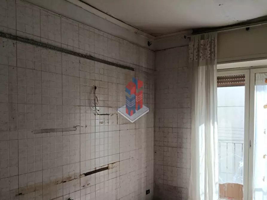 Immagine 9 di Appartamento in vendita  in BILOCALE CORSO UMBERTO (UNIVERSITA') a Napoli