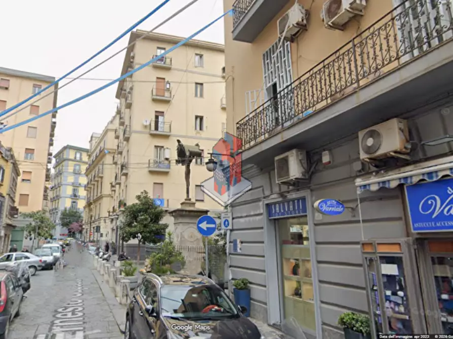 Immagine 10 di Appartamento in vendita  in BILOCALE CORSO UMBERTO (UNIVERSITA') a Napoli