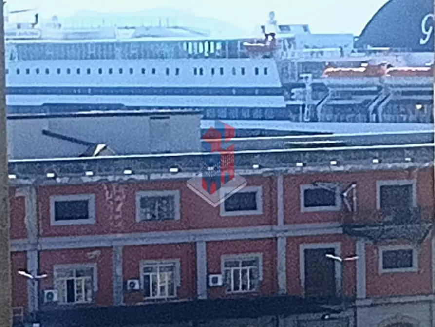 Immagine 11 di Appartamento in vendita  in BILOCALE CORSO UMBERTO (UNIVERSITA') a Napoli