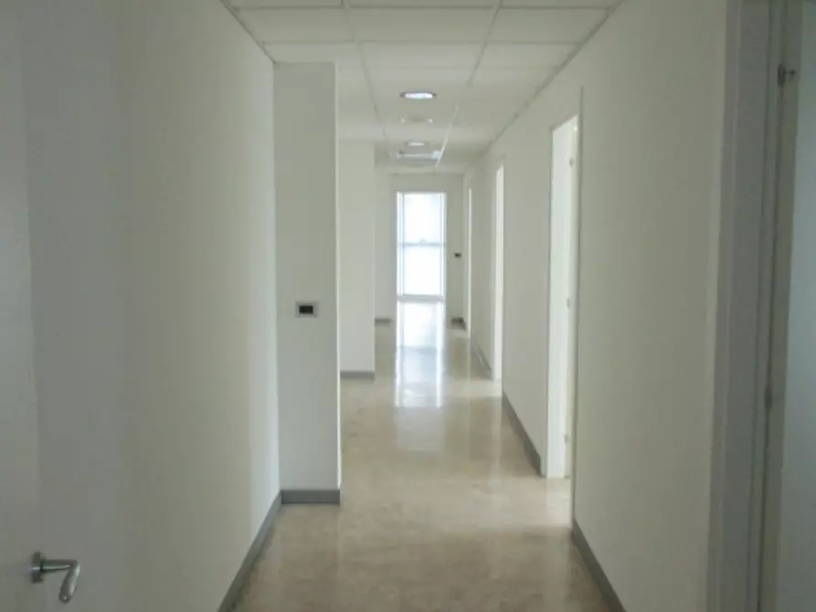 Immagine 5 di Ufficio in affitto  in via marconi a Cadoneghe