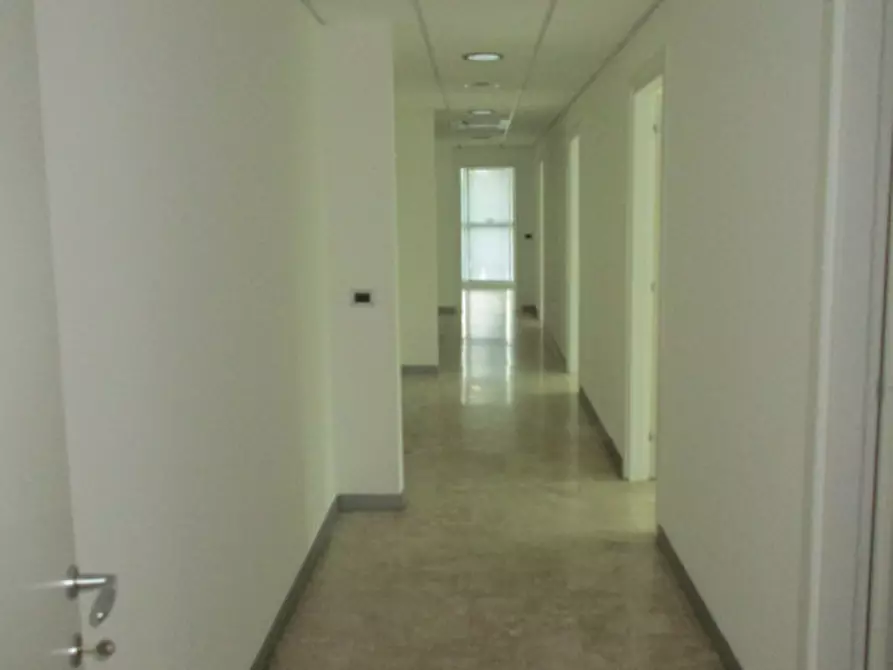 Immagine 3 di Ufficio in affitto  in via marconi a Cadoneghe