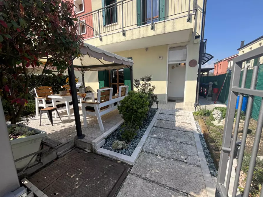 Immagine 29 di Casa quadrifamiliare in vendita  in via Santa Agata a Veggiano