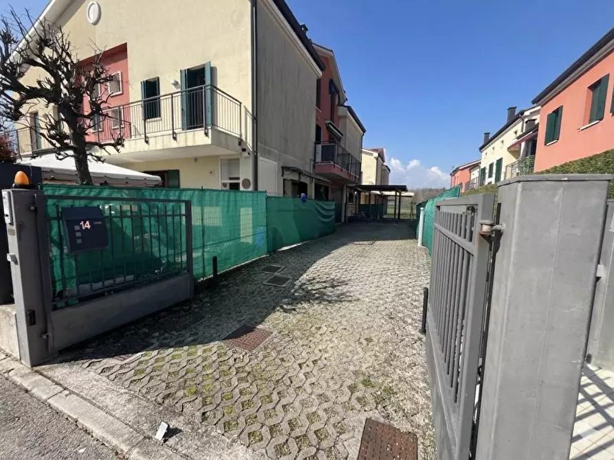 Immagine 31 di Casa quadrifamiliare in vendita  in via Santa Agata a Veggiano