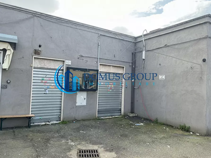 Immagine 2 di Negozio in vendita  in VIA CORNELIA a Roma