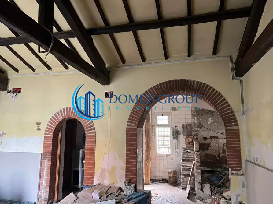 Immagine 9 di Negozio in vendita  in VIA CORNELIA a Roma