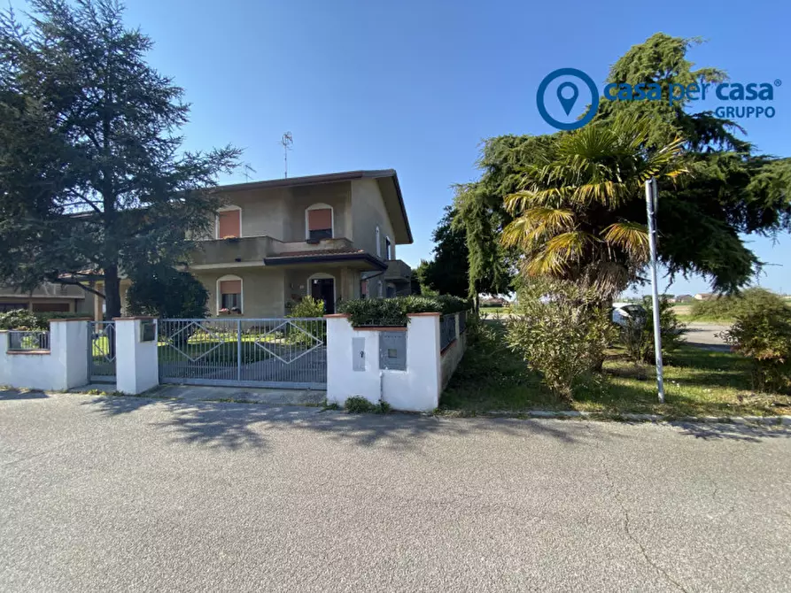 Immagine 1 di Casa bifamiliare in vendita  in Donzella, Via Pertini a Porto Tolle