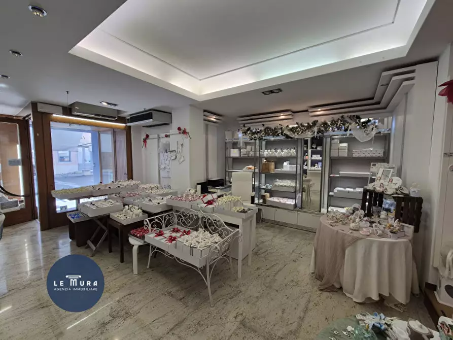 Immagine 4 di Negozio in vendita  in Via Marziano Ciotti a Gradisca D'isonzo