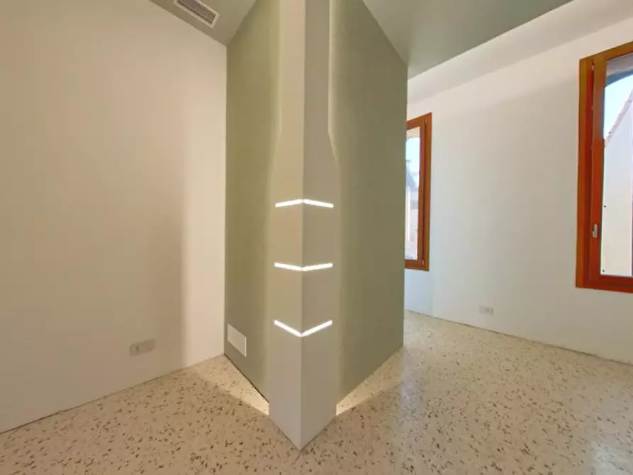 Immagine 9 di Palazzo in vendita  in Via Carrarese a Montagnana