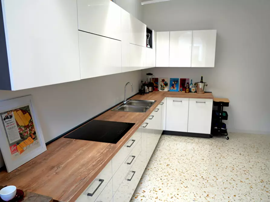 Immagine 13 di Palazzo in vendita  in Via Carrarese a Montagnana