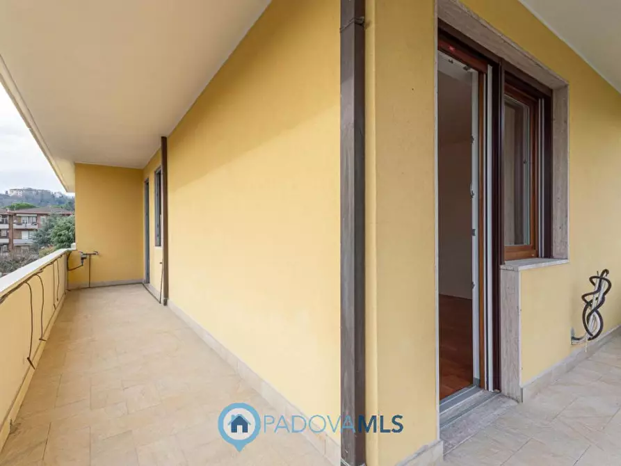 Immagine 26 di Appartamento in vendita  in Via Andrea Previtali a Abano Terme