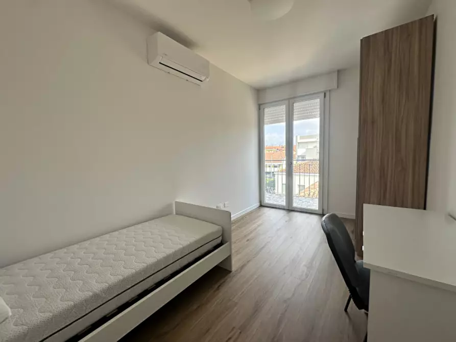 Immagine 1 di Camera in vendita  in Via Egidio Forcellini a Padova