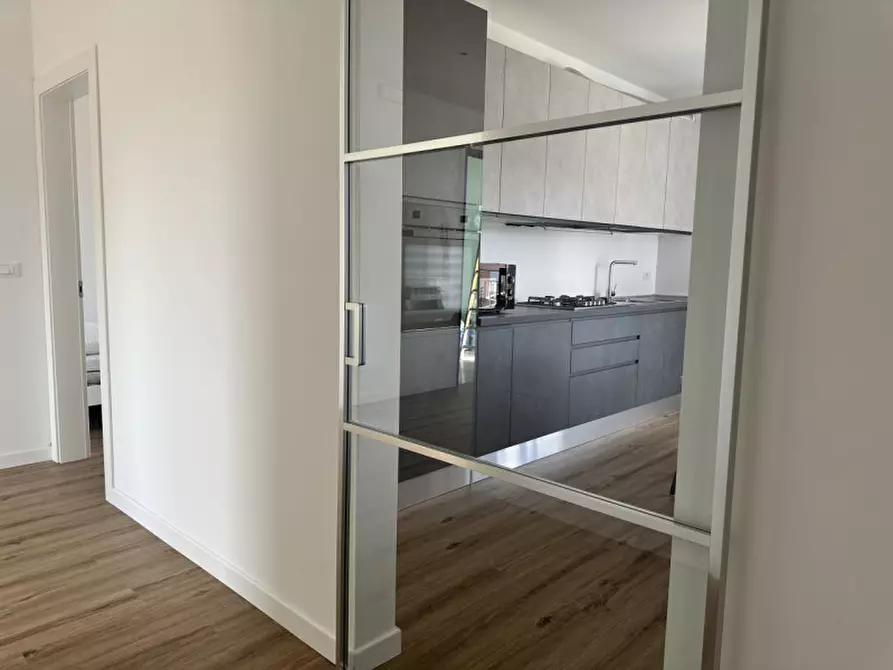 Immagine 5 di Camera in vendita  in Via Egidio Forcellini a Padova