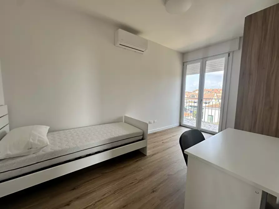 Immagine 17 di Camera in vendita  in Via Egidio Forcellini a Padova