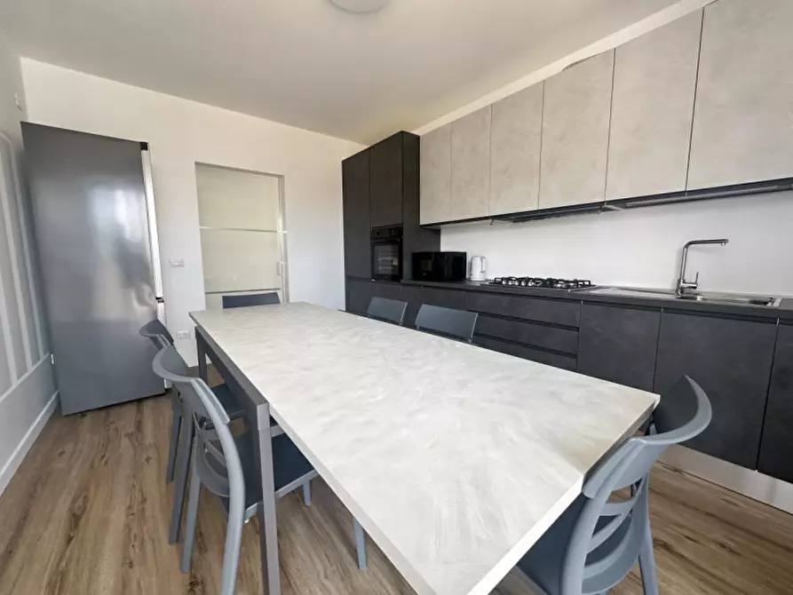 Immagine 21 di Camera in vendita  in Via Egidio Forcellini a Padova