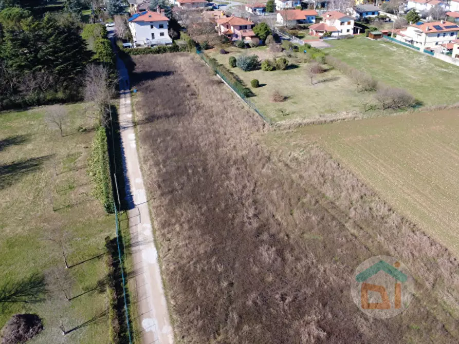 Immagine 18 di Terreno in vendita  in via isonzo a Mossa