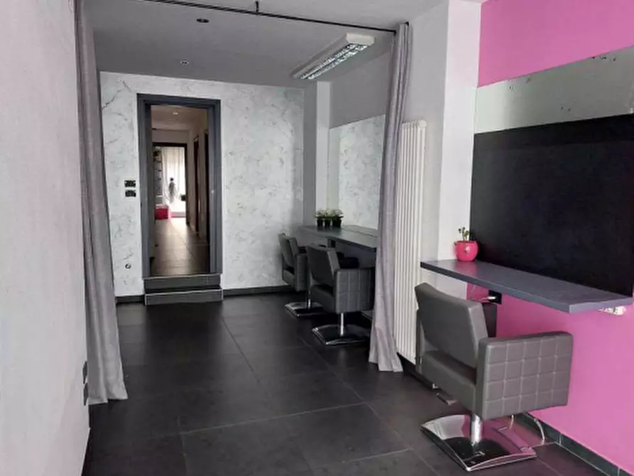 Immagine 5 di Negozio in vendita  in Viale Dolomiti, 48 a Ponte Nelle Alpi