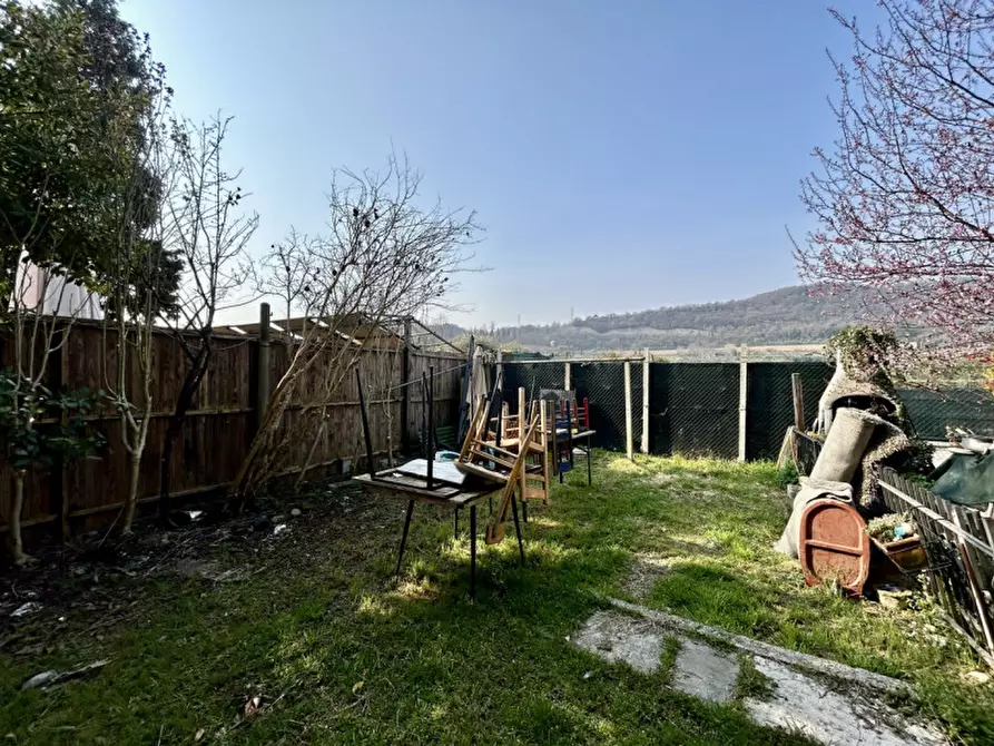 Immagine 3 di Casa indipendente in vendita  in Località Garberia a Bussolengo