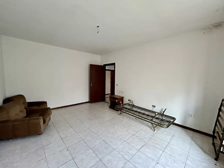 Immagine 12 di Casa indipendente in vendita  in Località Garberia a Bussolengo