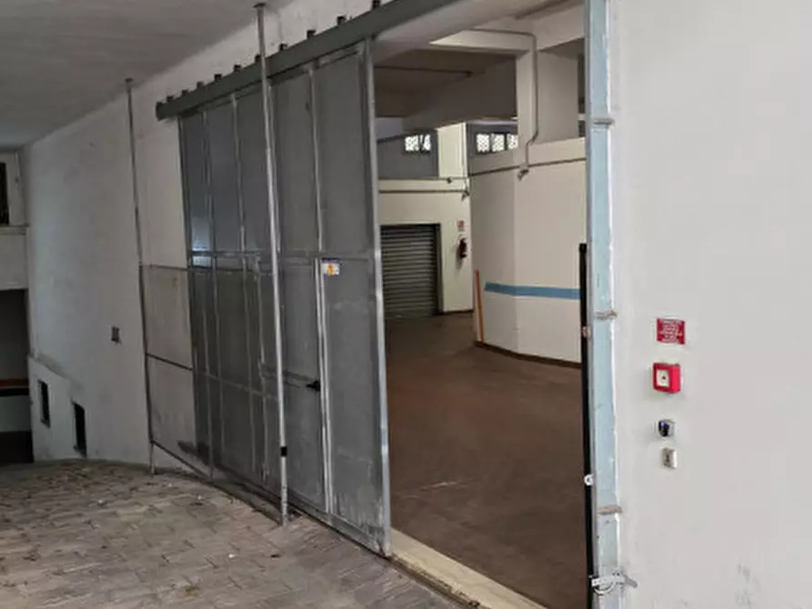 Immagine 24 di Appartamento in vendita  in Via Duca degli Abruzzi 57 a Lecce