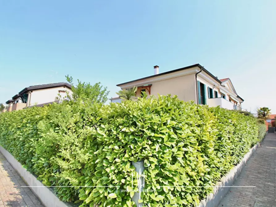 Immagine 29 di Appartamento in vendita  in via Francesco Petrarca 46 a San Donà Di Piave