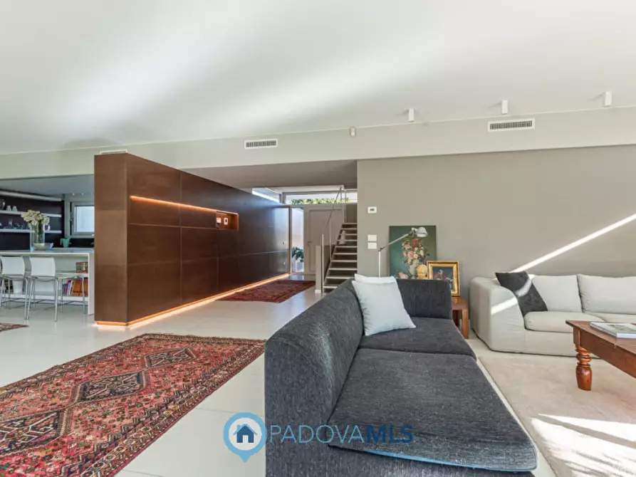 Immagine 3 di Villa in vendita  in via cappello, 1 a Noventa Padovana