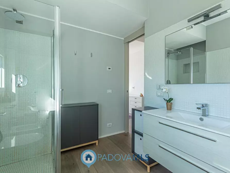Immagine 49 di Villa in vendita  in via cappello, 1 a Noventa Padovana