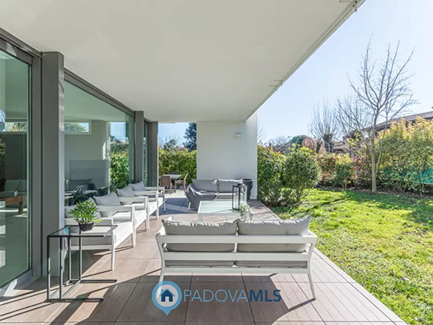 Immagine 72 di Villa in vendita  in via cappello, 1 a Noventa Padovana