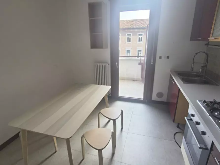 Immagine 8 di Appartamento in affitto  a Padova