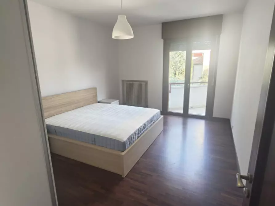 Immagine 12 di Appartamento in affitto  a Padova