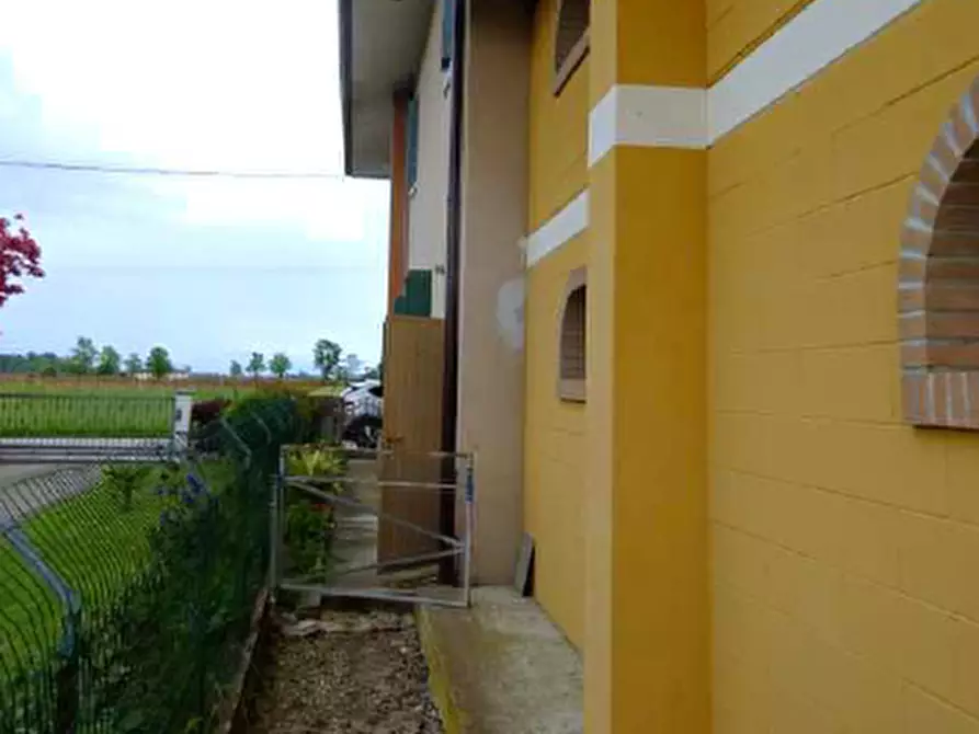 Immagine 3 di Casa indipendente in vendita  in Via Risorgimento, 44 a Fiume Veneto