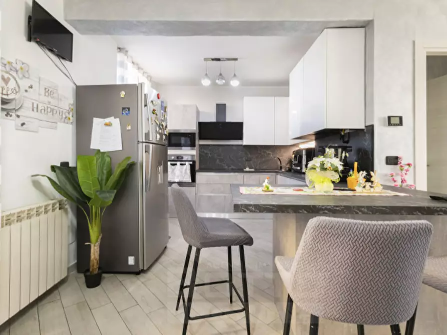 Immagine 1 di Appartamento in vendita  in via sotto i chiosi, 58 a Cannobio