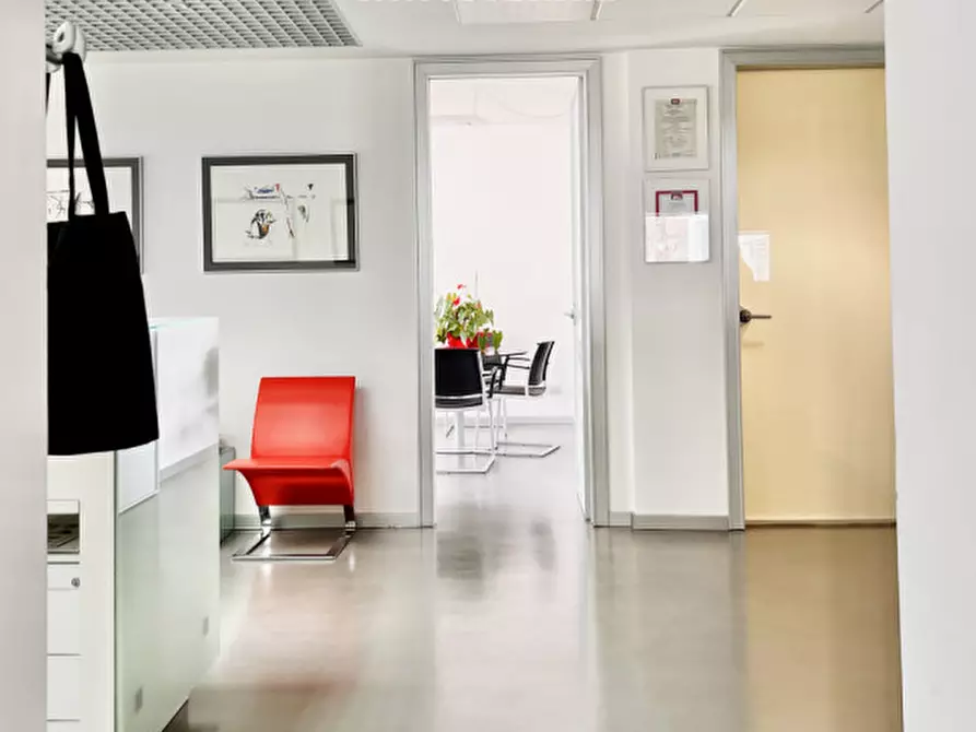 Immagine 11 di Ufficio in vendita  in Via Antonio Pranzelores a Trento