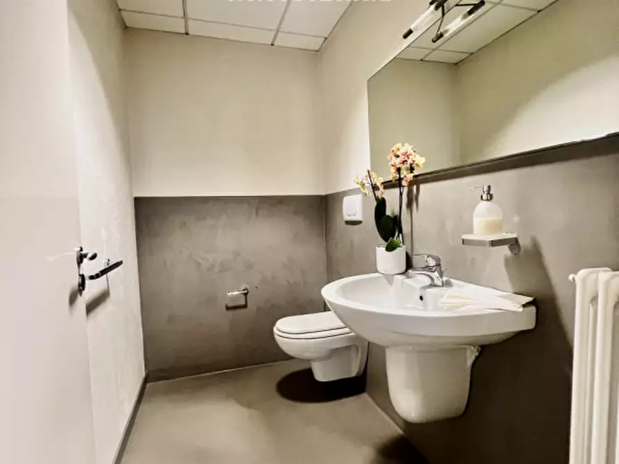 Immagine 22 di Ufficio in vendita  in Via Antonio Pranzelores a Trento