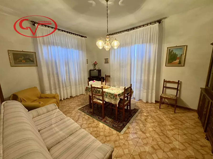 Immagine 2 di Casa bifamiliare in vendita  in Strada vicinale di Faeto a Loro Ciuffenna