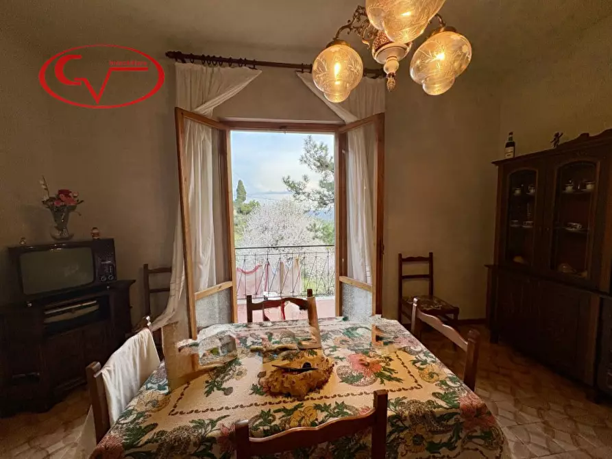 Immagine 3 di Casa bifamiliare in vendita  in Strada vicinale di Faeto a Loro Ciuffenna