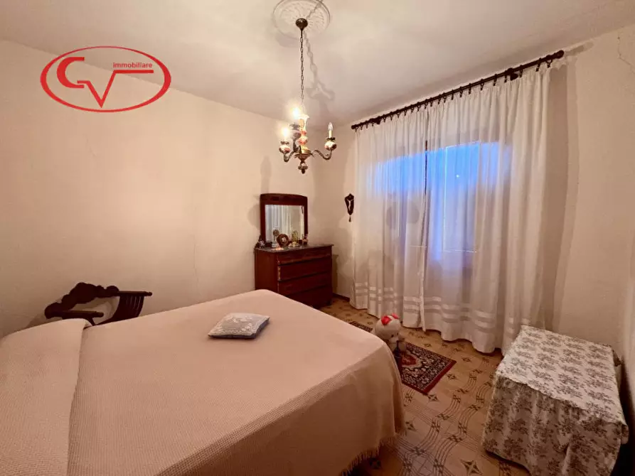 Immagine 9 di Casa bifamiliare in vendita  in Strada vicinale di Faeto a Loro Ciuffenna