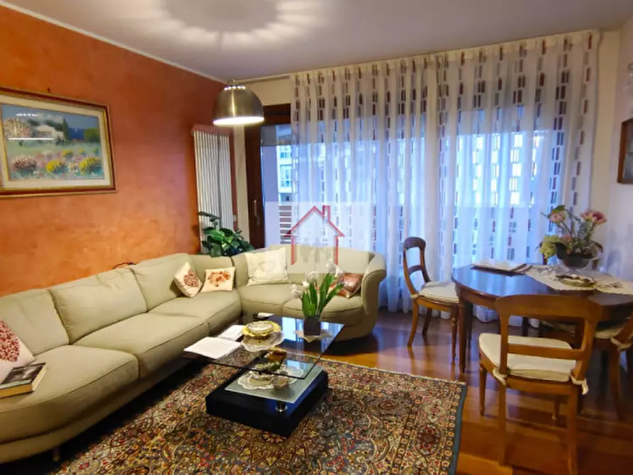 Immagine 2 di Appartamento in vendita  a Treviso
