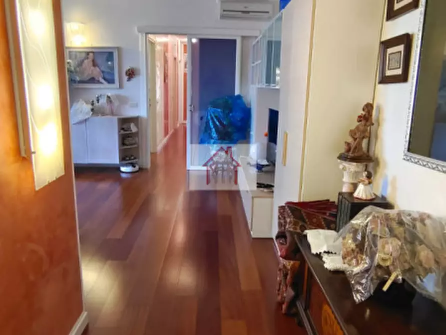 Immagine 5 di Appartamento in vendita  a Treviso