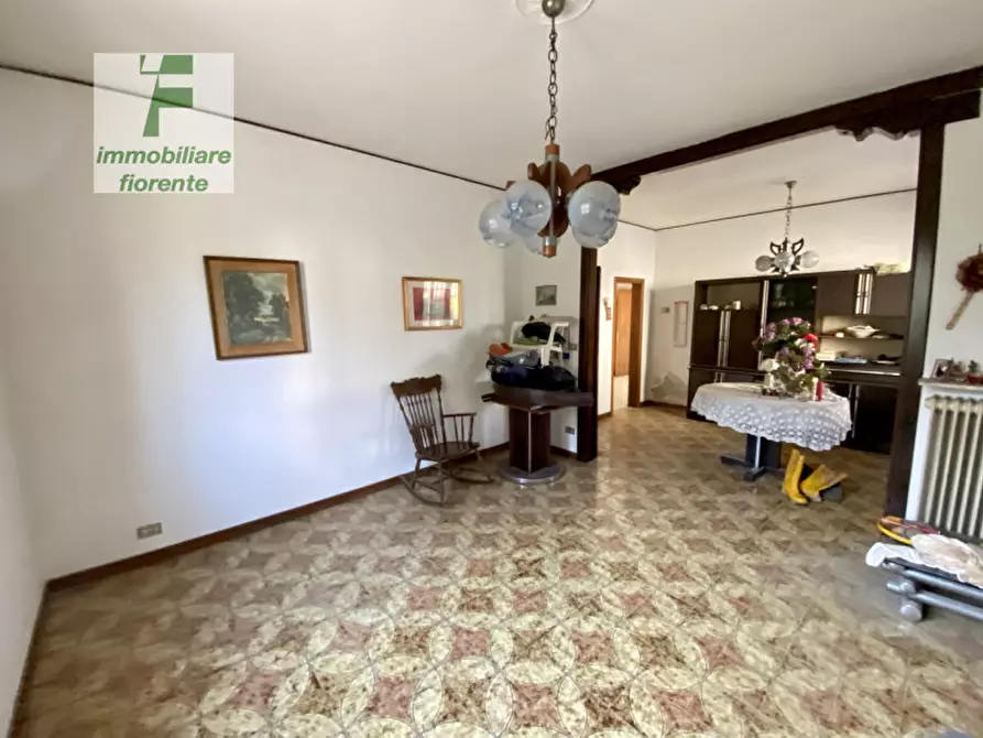 Immagine 3 di Casa indipendente in vendita  in VIA DUE PALAZZI a Padova