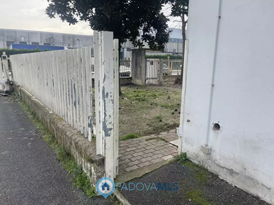 Immagine 22 di Capannone industriale in vendita  a Saccolongo