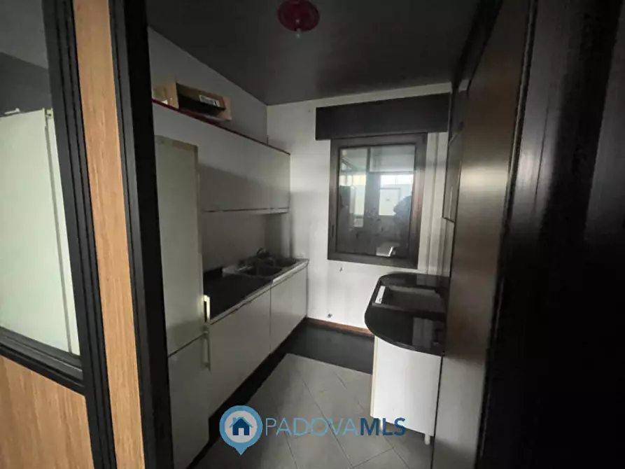 Immagine 30 di Capannone industriale in vendita  a Saccolongo