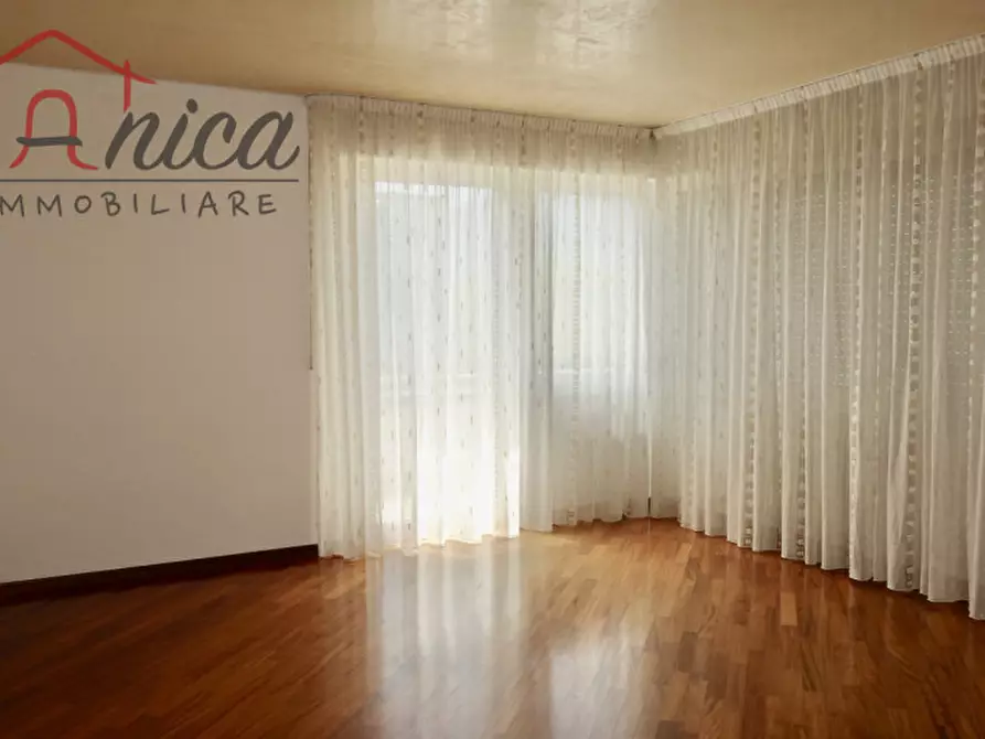 Immagine 2 di Appartamento in affitto  in Via ai Camilastri a Trento