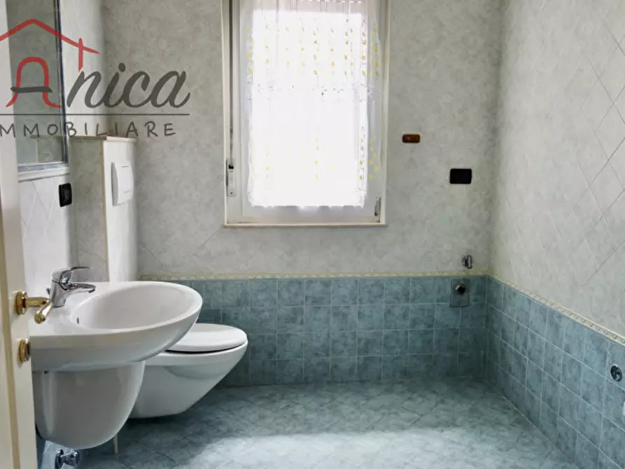 Immagine 16 di Appartamento in affitto  in Via ai Camilastri a Trento