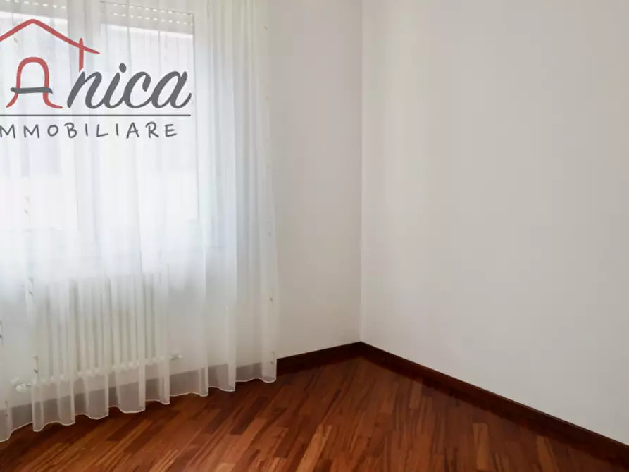 Immagine 19 di Appartamento in affitto  in Via ai Camilastri a Trento