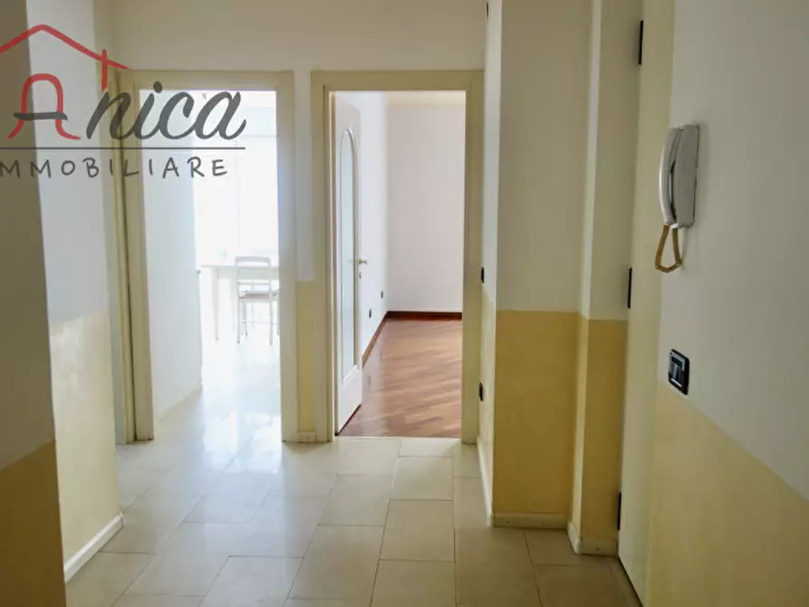 Immagine 27 di Appartamento in affitto  in Via ai Camilastri a Trento