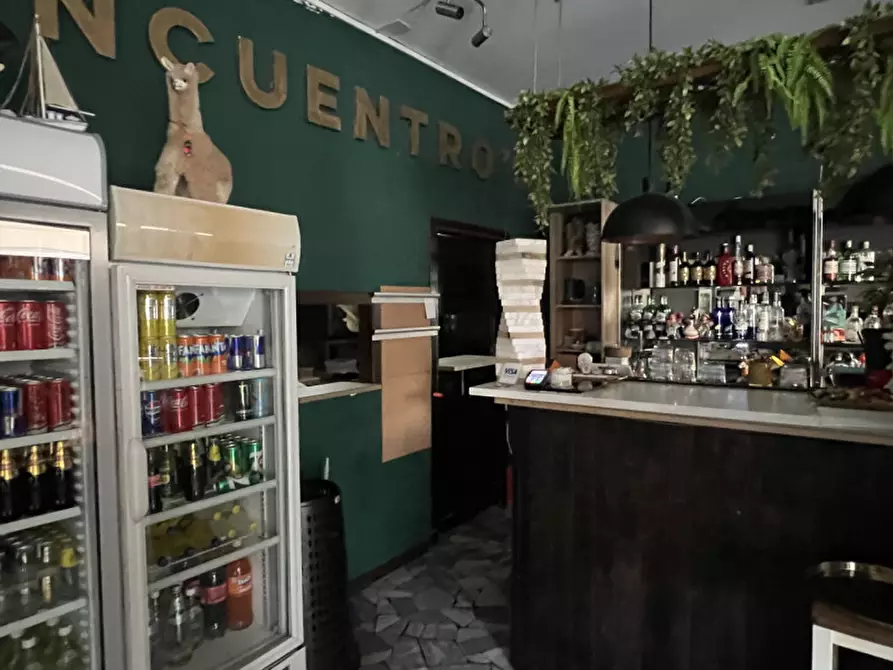 Immagine 4 di Negozio in vendita  in VIA DI NOVOLI a Firenze