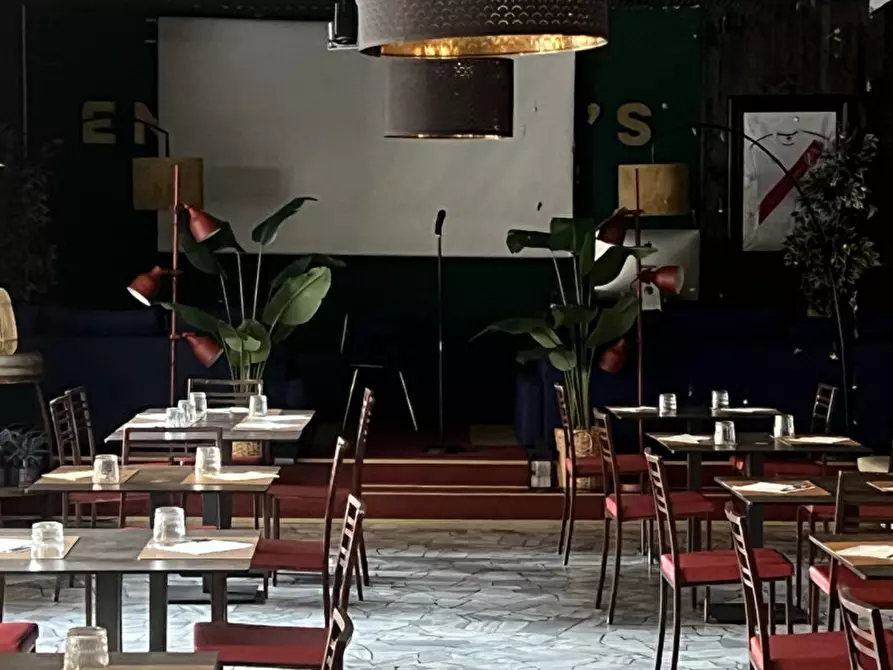 Immagine 9 di Negozio in vendita  in VIA DI NOVOLI a Firenze