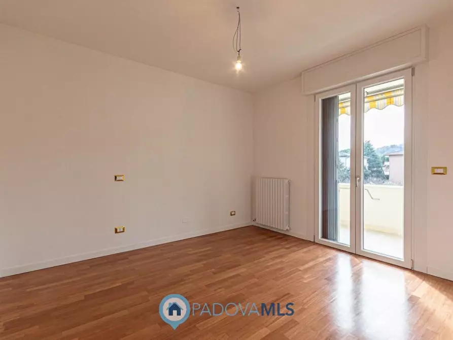 Immagine 17 di Appartamento in vendita  in Via Andrea Previtali a Abano Terme