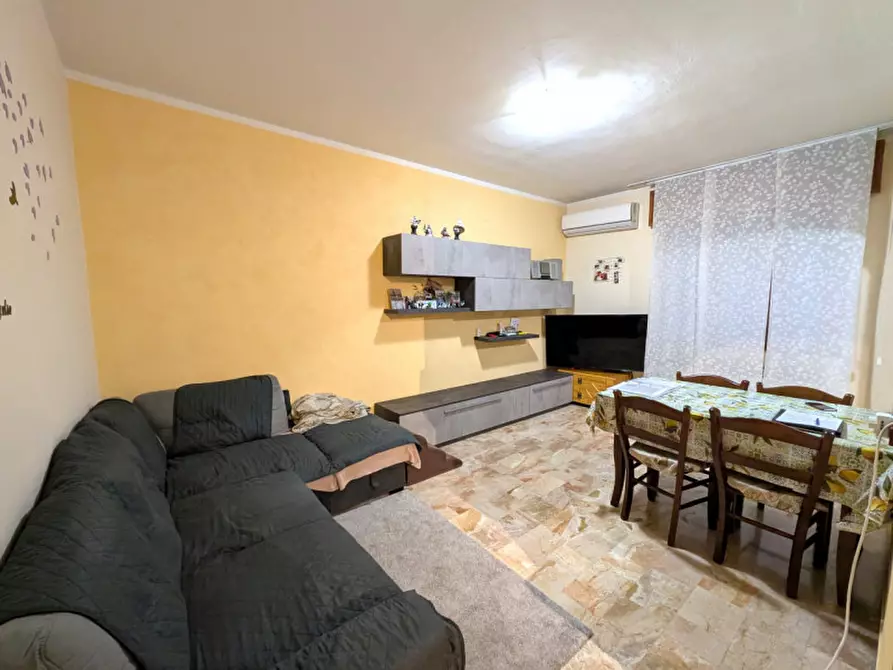 Immagine 2 di Appartamento in vendita  in Via Moniego Centro a Noale